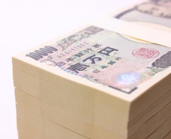 ヤミ金の利息は