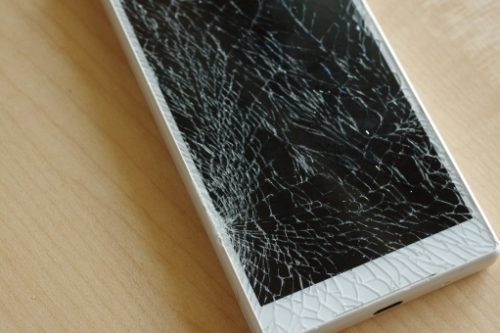 携帯電話を破壊